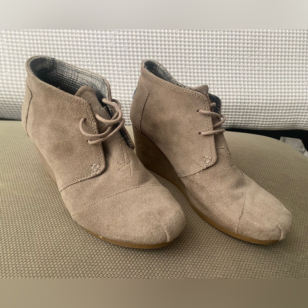 TOMS Desert Suede Wedge Bootie